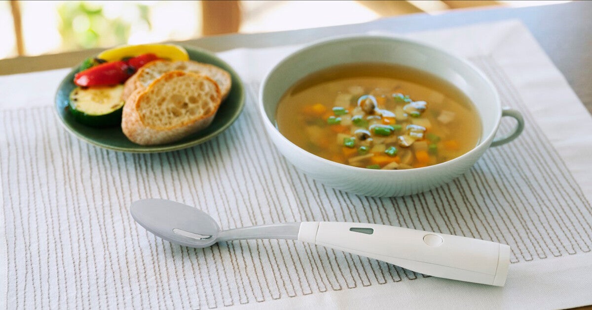 キリン、食事の塩味・うま味を増強する食器型デバイス「エレキソルト