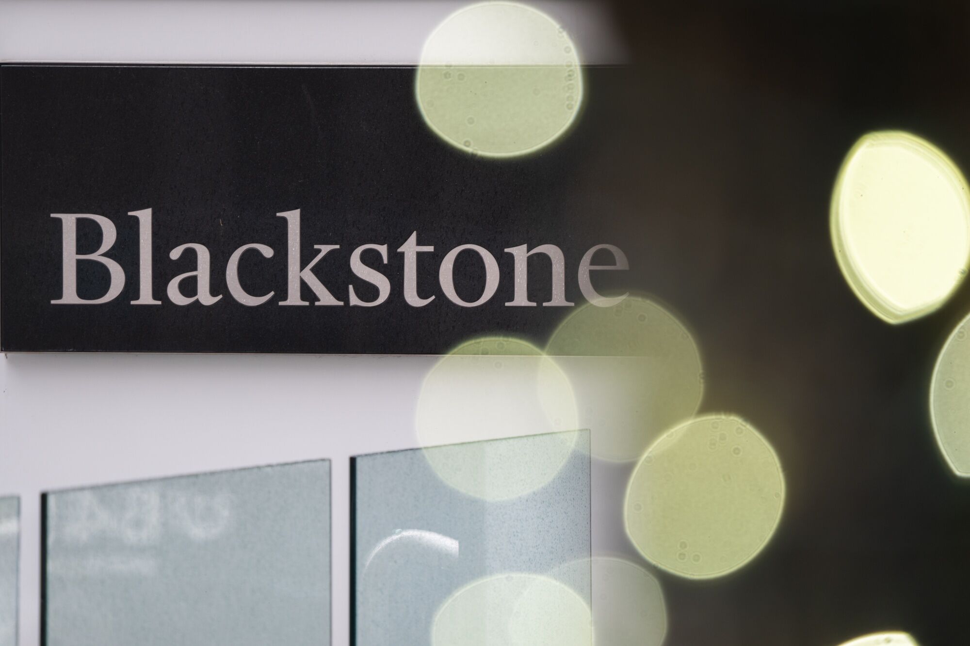 ブラックストーンが「めちゃコミ」運営会社買収へ、2600億円－関係者