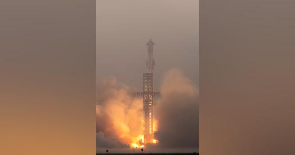 スペースＸ宇宙船、帰還に初成功　４回目の無人打ち上げ試験