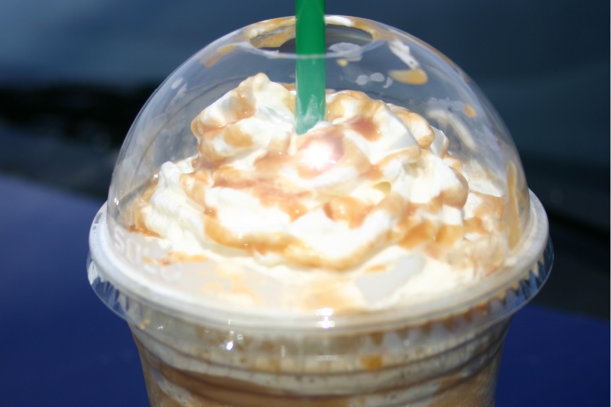 スタバ 異物 混入