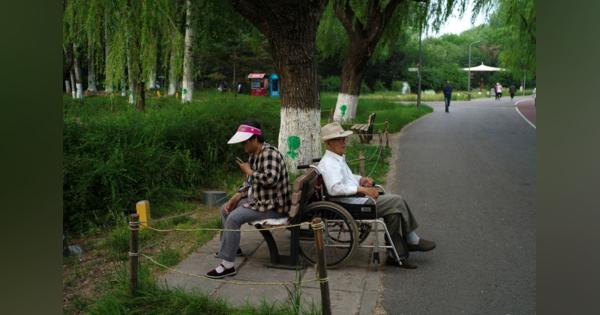 中国、退職年齢を段階的に引き上げへ　年金財政圧力の緩和狙う