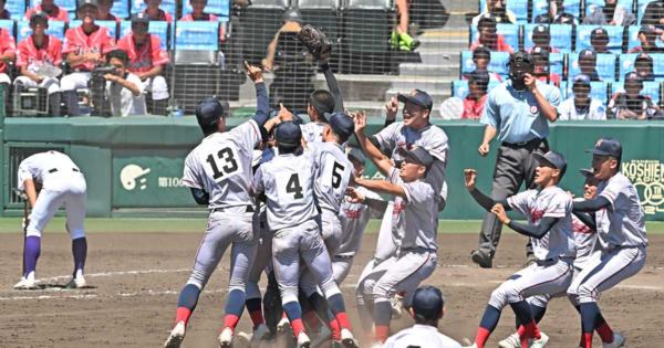 京都国際が初優勝、京都勢68年ぶり頂点　延長タイブレーク制す