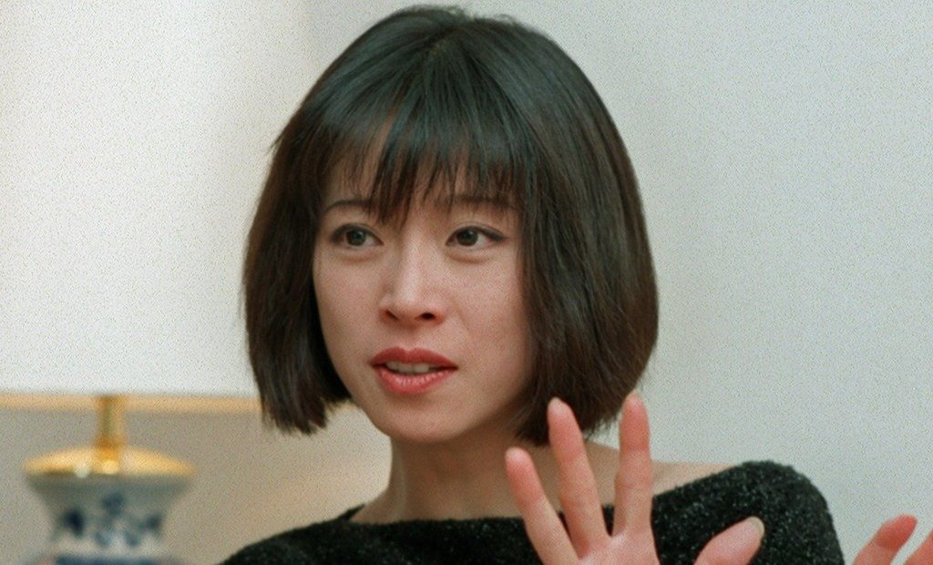 80年代プレーバック〉中森明菜の2024年「横目でいいので見守って