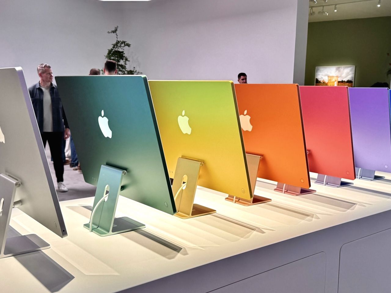 M5搭載「MacBook Pro」は2025年、大幅刷新は2026年か (CNET Japan)