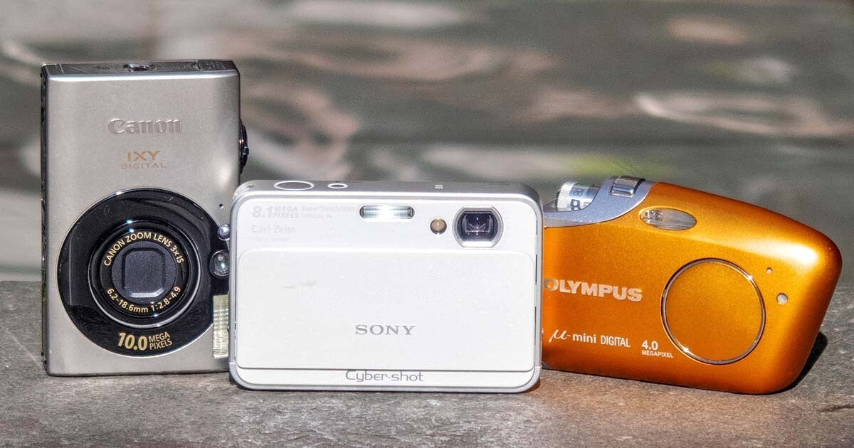 写りがエモいとZ世代に人気“オールドコンデジ”、中古カメラを