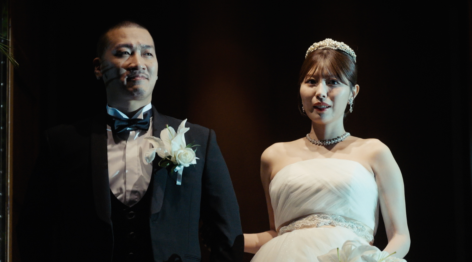 元BAD HOP・Benjazzy、ドッキリ“仕掛け人”まゆこさんと結婚 11月には第1子も誕生、メンバーはサプライズで結婚式 (ORICON ...