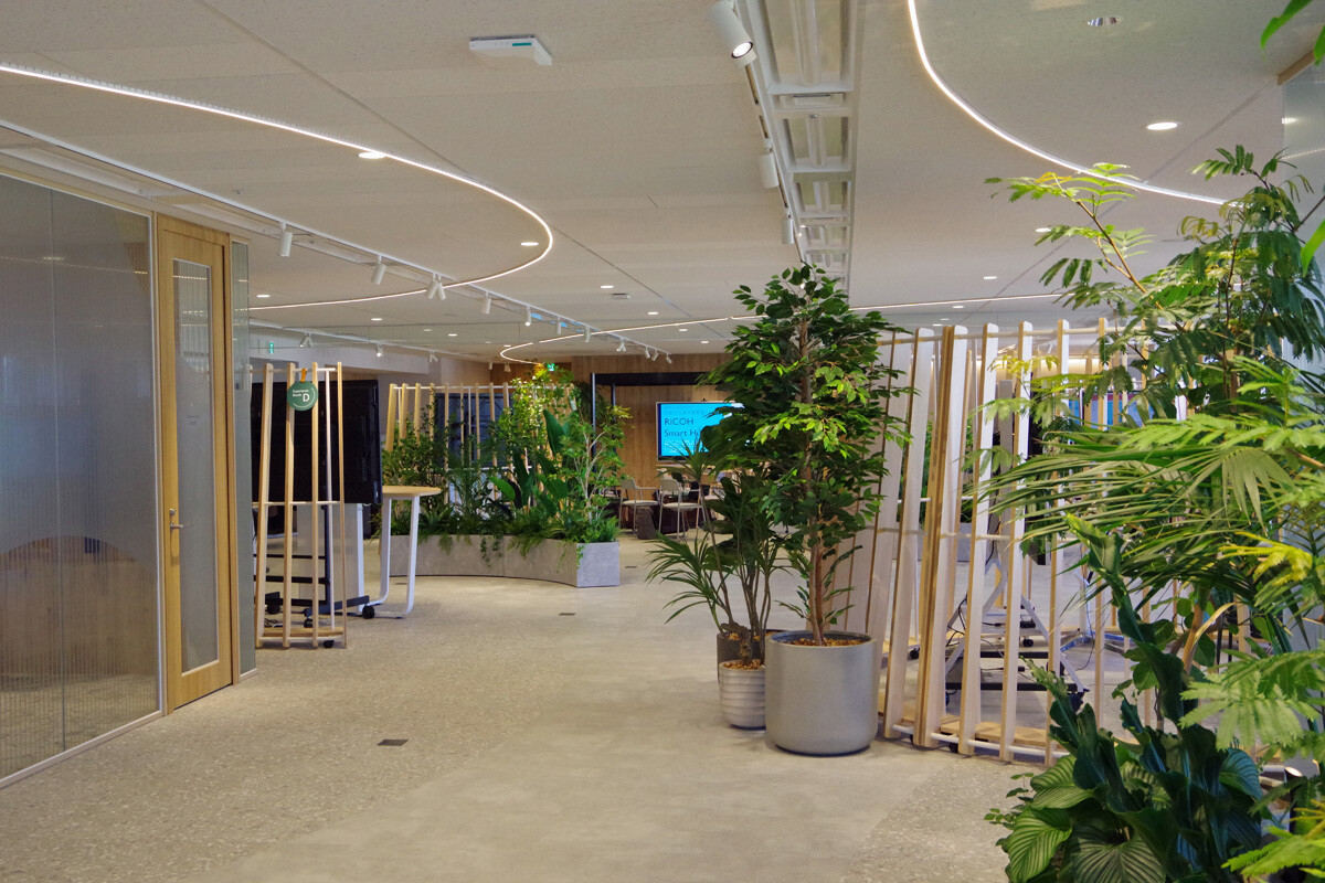 リコージャパン、対話でDXを支援する「RICOH Smart & Innovation Center」を本社事業所に新設 (TECH+)