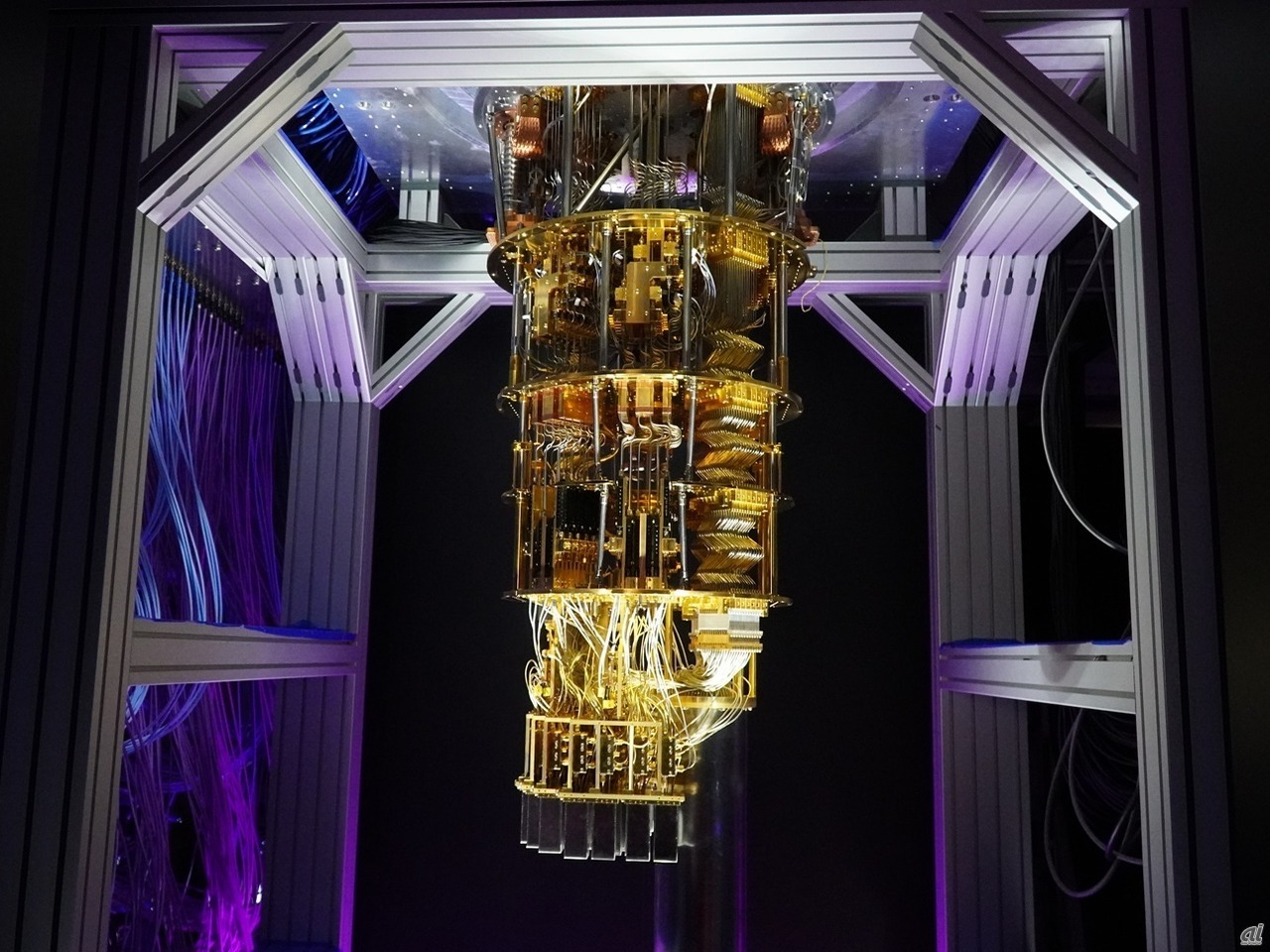 富士通と理研、256量子ビットの超伝導量子コンピューターを開発 (ZDNET