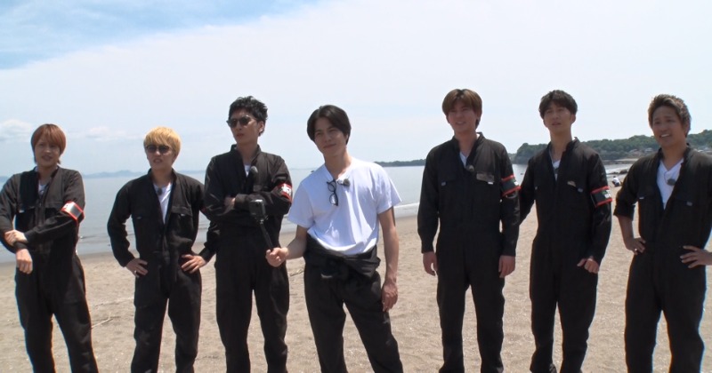 momotan୨୧⋆*様オーダー専用*.꒰ リア突 衣装 ꒱.*　WEST. WEST.、『リア突』初の全員ロケ、すいか割りで真剣勝負「夏が来たぞー