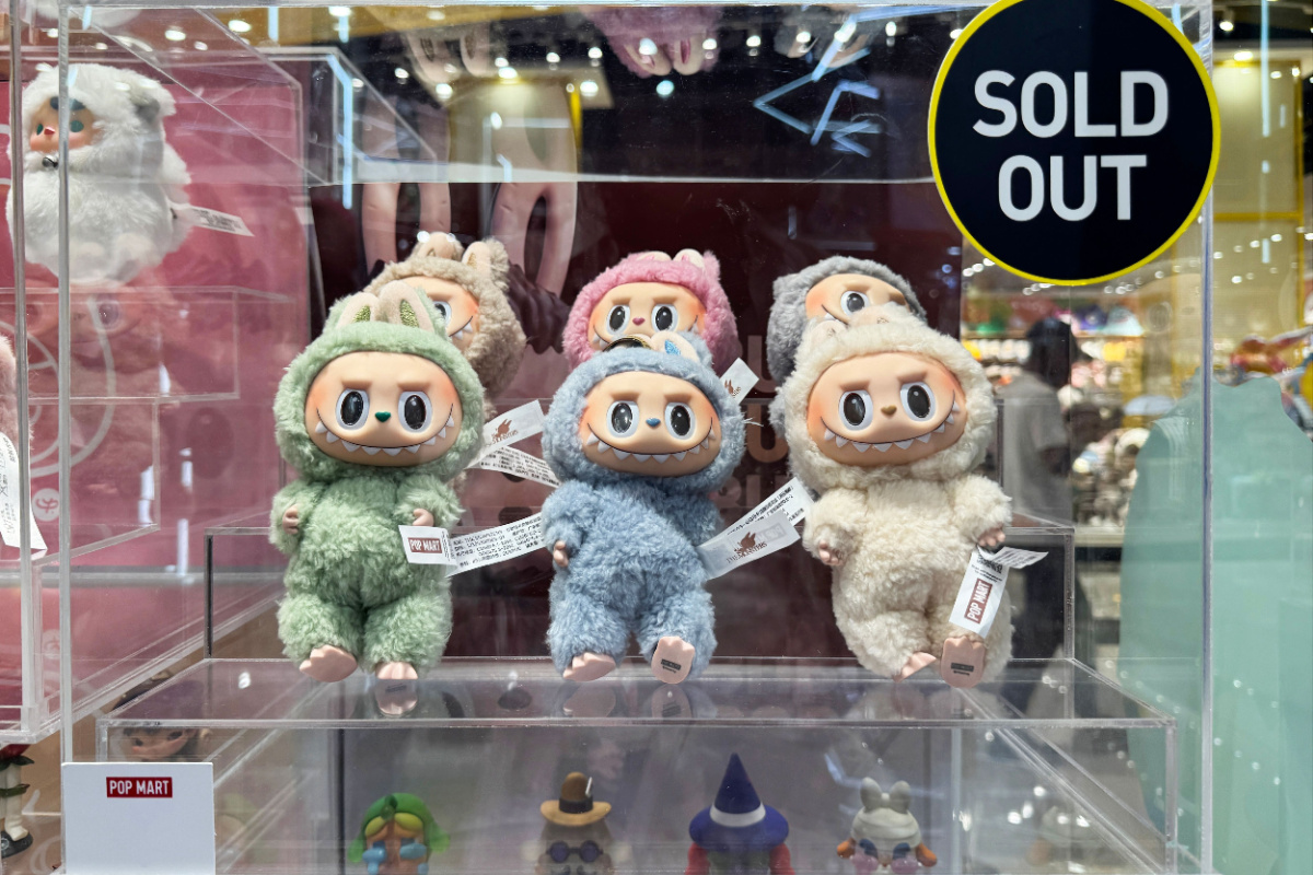 ブサカワ”ぬいぐるみ「ラブブ」が人気、ポップマート時価総額6兆円超え