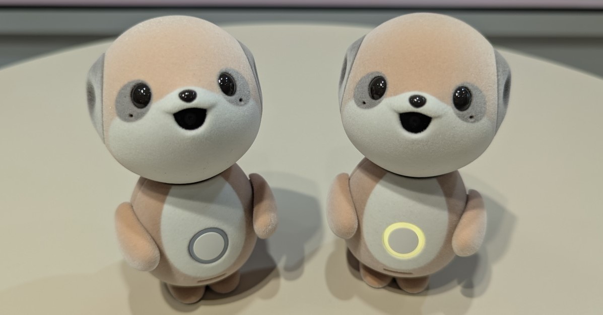 シャープ、対話型AIロボ「ポケとも」発表 本体価格は“4万円切り” 20