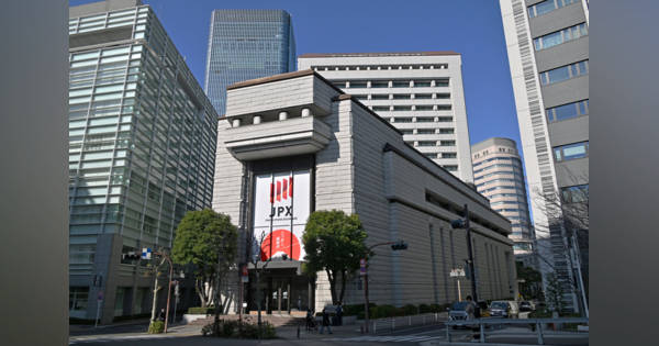 円大幅高、一時153円台後半 東京株は1000円超安 (Jiji Press)