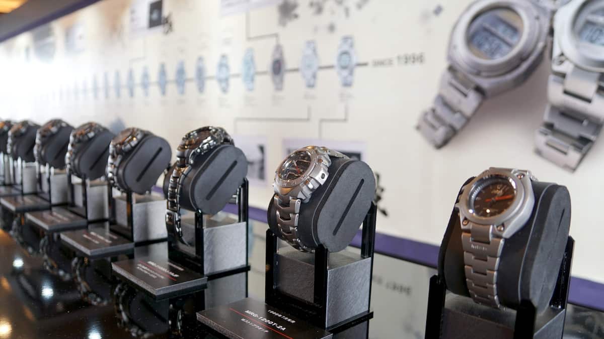 カシオ「MR－G」30周年モデルは121万円 G－SHOCK上位機種、限定800本