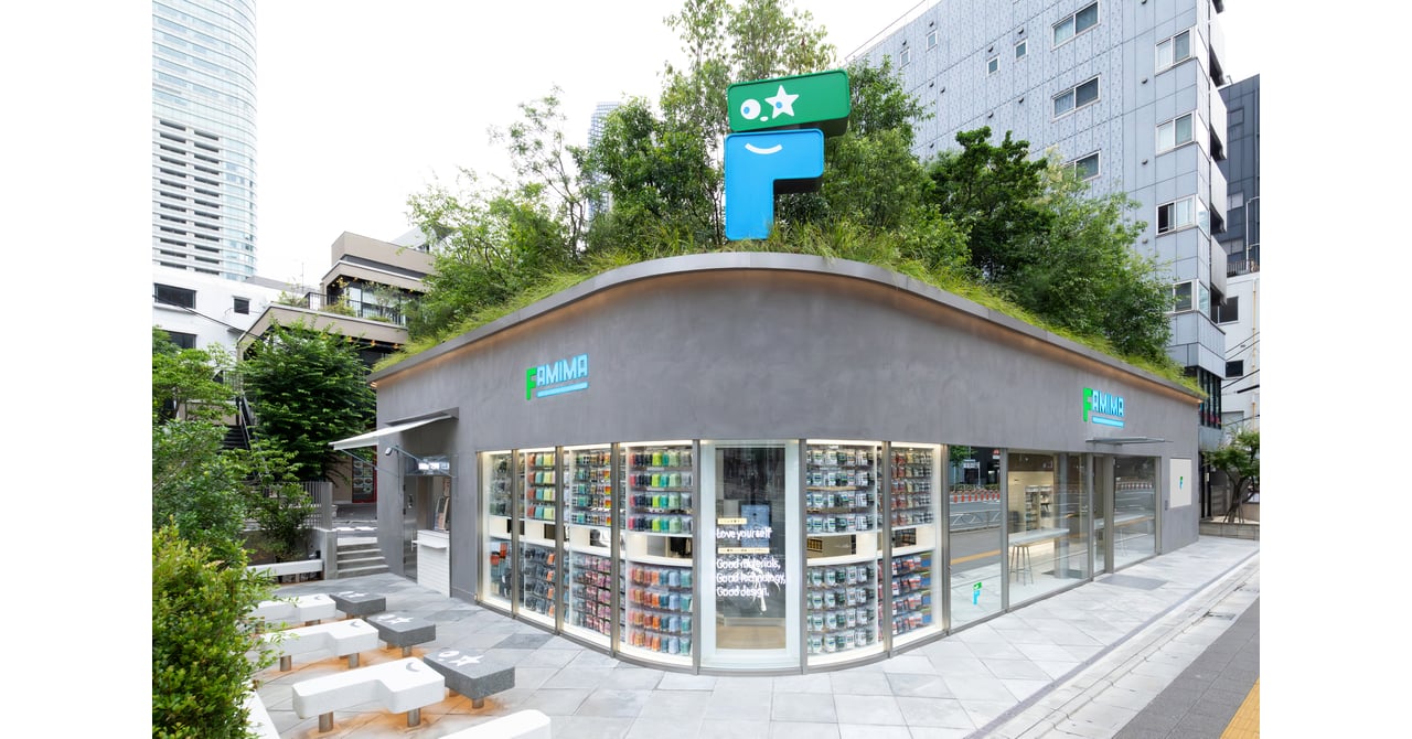 ファミマが初の旗艦店「FAMIMA PARK AZABUDAI」オープン NIGO®︎が全面