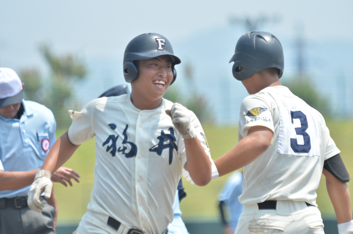 1年生がホームランも…啓新－福井工大福井の試合結果 夏の高校野球福井