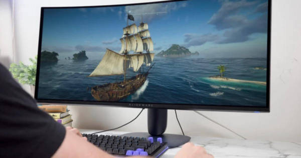 ALIENWARE 湾曲ゲーミングモニター 本体 13万円でも選ぶ価値はある？Alienwareの34型QD-OLED湾曲ゲーミング