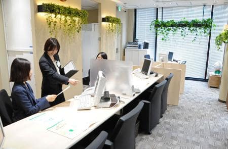 りそな銀、新宿に超小型店舗開設　東京、3人で運営
