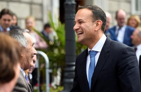 同性愛者の首相誕生　アイルランド、史上最年少