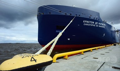 砕氷LNG船、北極海航路の単独航行に初成功 15日でアジア到達