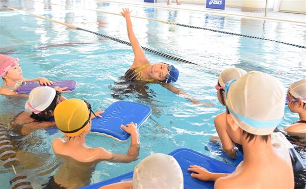 きれいに泳ぐコツは…「まずは練習すること」　アテネ五輪銅メダリストの中西悠子さんが指導