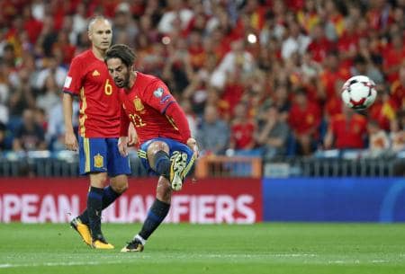 スペインがイタリア下す　サッカーW杯欧州予選