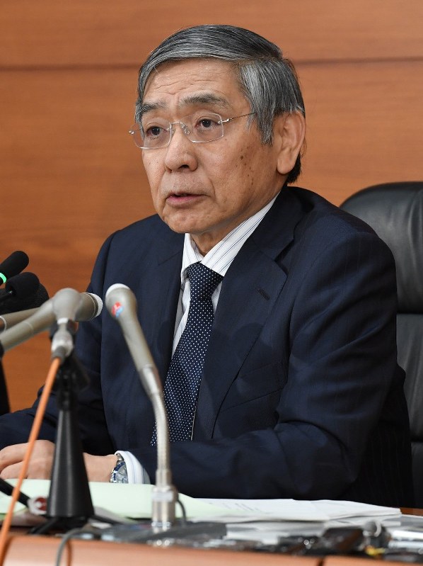 日銀・黒田総裁：デジ通貨「研究必要」　具体的計画は否定