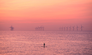 英洋上風力発電、原発よりも電気料金が安価に