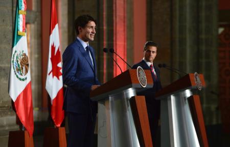 NAFTA3カ国維持を　カナダ、メキシコ首脳