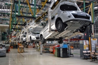 EV車・自動運転開発の裏にみる、自動車産業 VS IT産業のギャップとは？