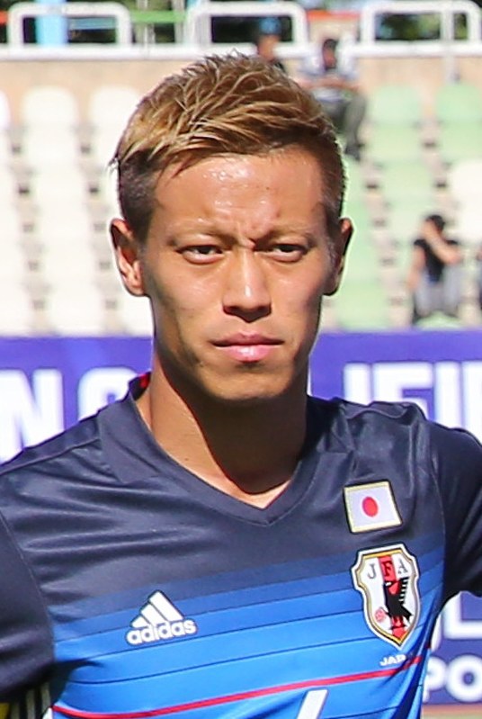 本田圭佑：難民や恵まれない子に希望を サッカー通じ支援