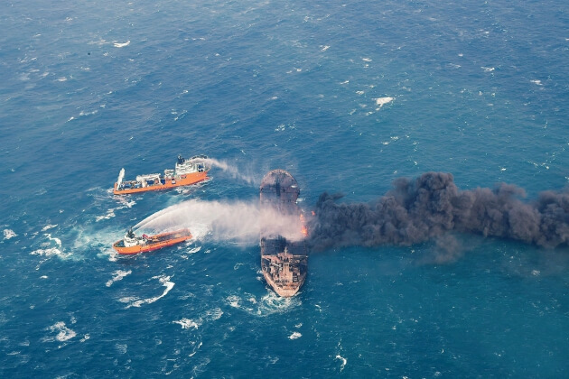 日本沿岸の環境汚染は深刻　タンカー油流出、海外から対応のまずさを指摘する声