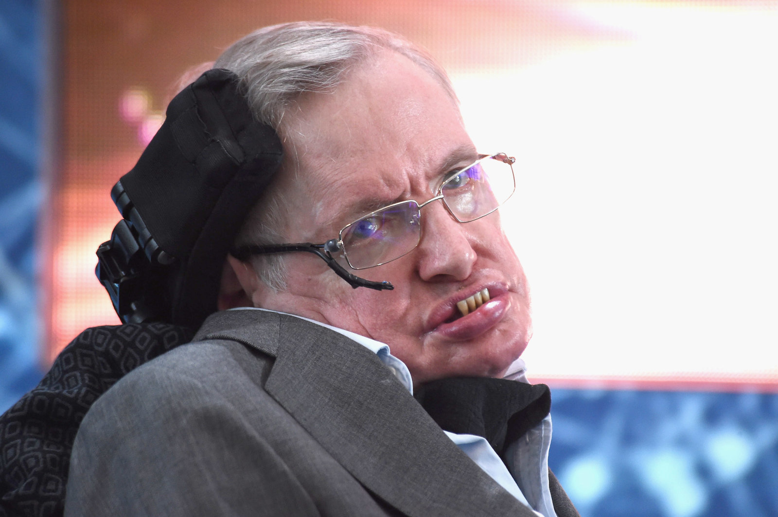 訃報 スティーブン ホーキング博士死去 享年76 宇宙をを探究し続けた車椅子の物理学者