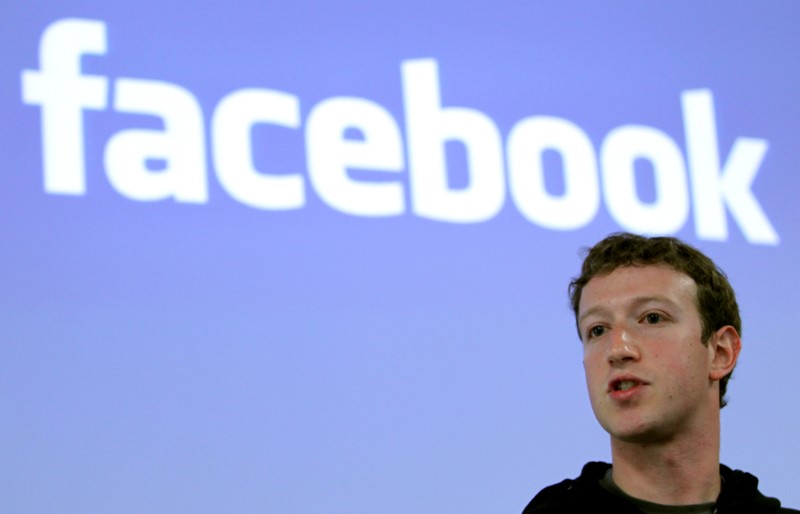 米フェイスブック、ロシア疑惑関連の投稿を削除