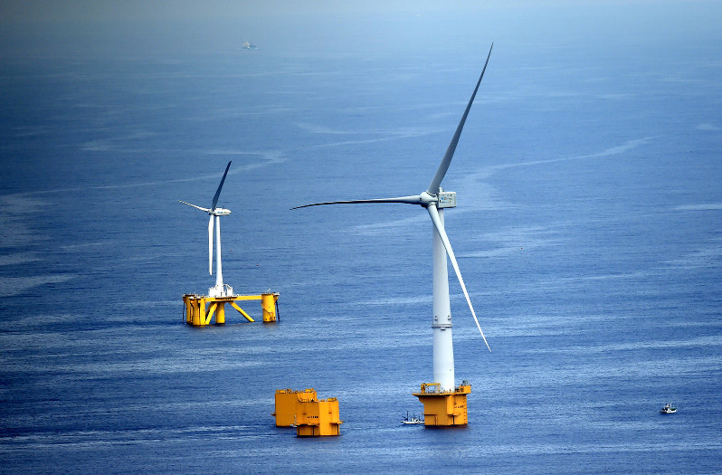 洋上風力発電：日本「導入拡大」へ環境整備