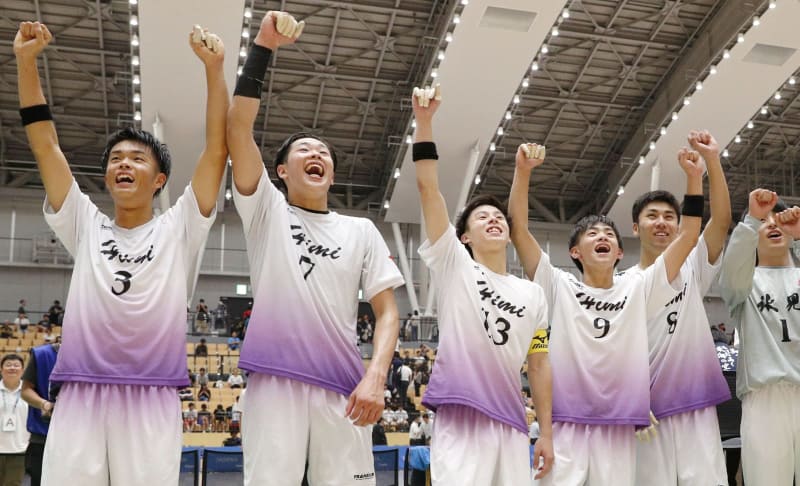 ハンドボール男子は氷見が優勝 全国高校総体 (共同通信)