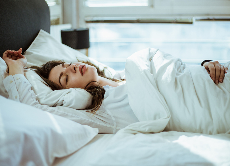 "夫婦同じベッド"は睡眠不足の原因になる - 疲労回復する最新「睡眠習慣」12