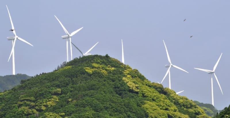 環境省、風力発電アセス緩和方針　導入拡大へ