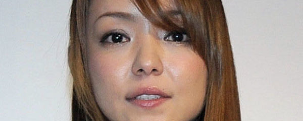 安室奈美恵さんが笑顔で別れ 故郷沖縄で最後のライブ