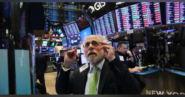 NY株急落、799ドル安　下げ幅過去4番目、金利を意識