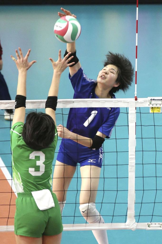 春高バレー 金蘭会が決勝へ ライバルの敗戦引きずらず