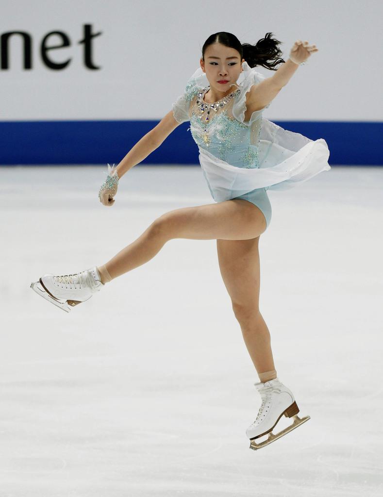 平成29年 新聞記事 紀平 史上初3回転半ジャンプ 3回転トーループ連続 宮原悔し5位 日本勢3大会ぶり表彰台逃す 1301 贈る結婚祝い