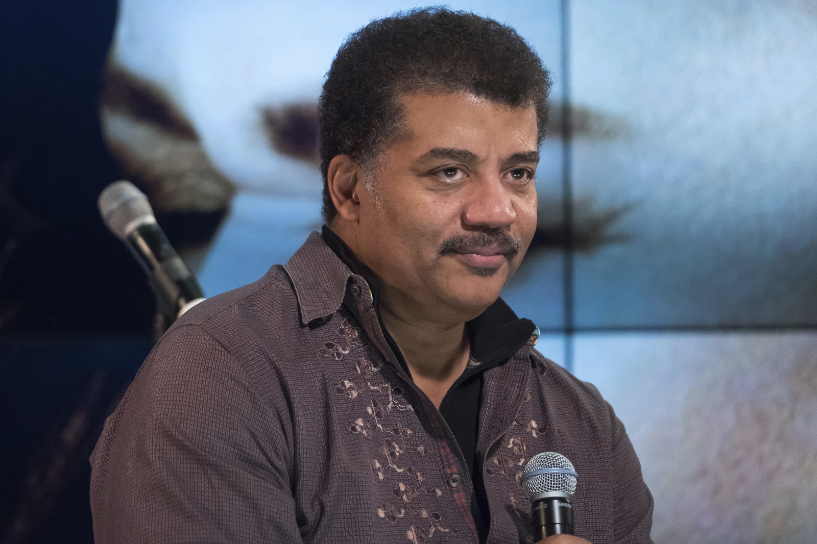 宇宙ドキュメンタリー Cosmos シーズン2放送延期 ニール ドグラース タイソン 過去の不品行が影響
