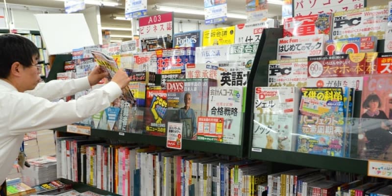 新刊発売 中国九州で1日遅れに 物流危機で書店逆風 4月から