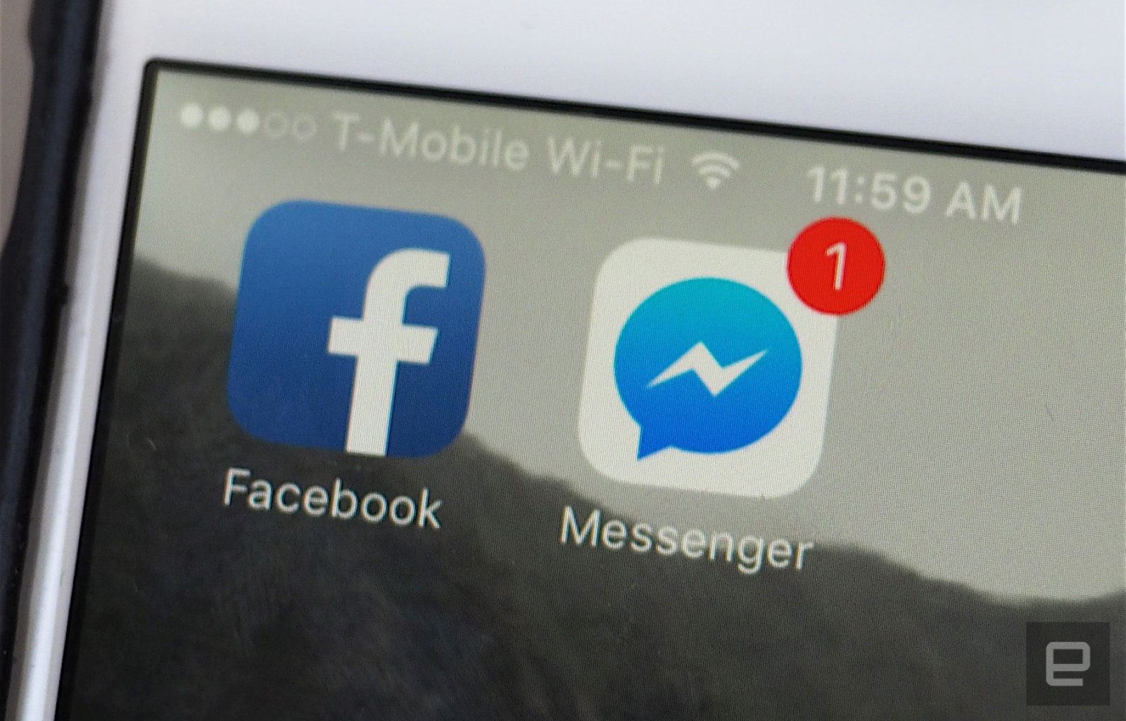 Facebook、メッセージ機能のメインアプリ再統合をテスト中