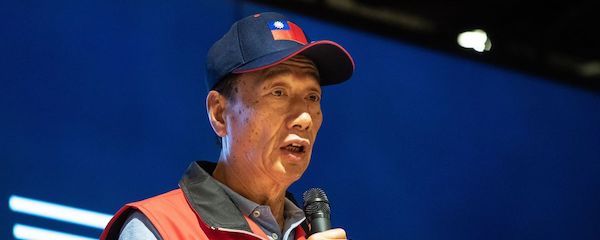 鴻海精密工業の郭会長、来年の台湾総統選に出馬意向表明