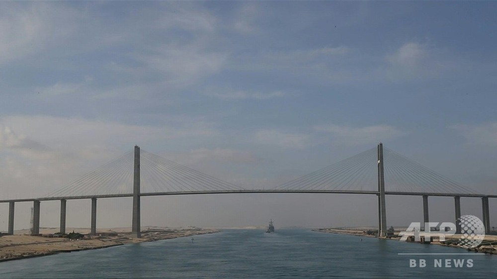 動画：米空母エーブラハム・リンカーン、スエズ運河を通過 ペルシャ湾へ