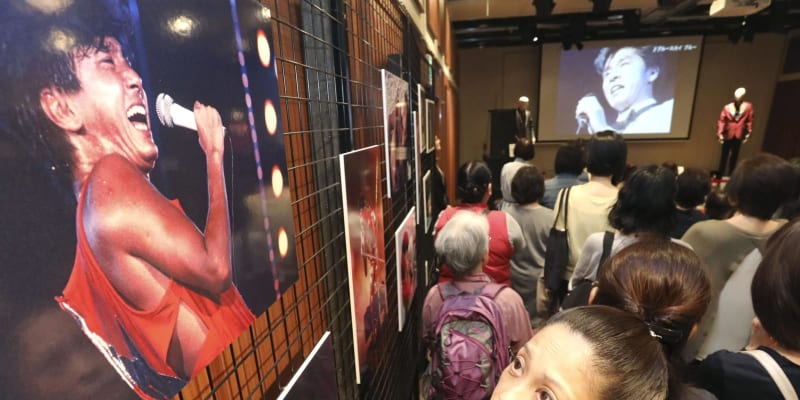 西城秀樹さんの熱唱再び　没後1年、東京で展示や上映会