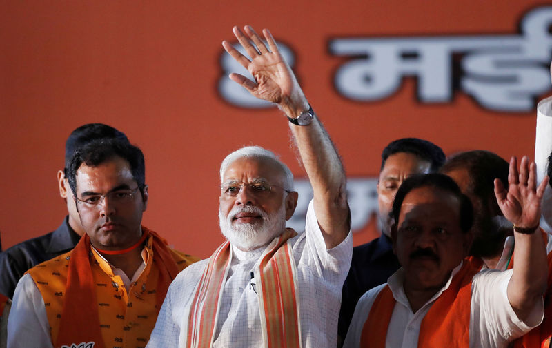 インド総選挙、与党圧勝へ　モディ首相「力強いインドに」