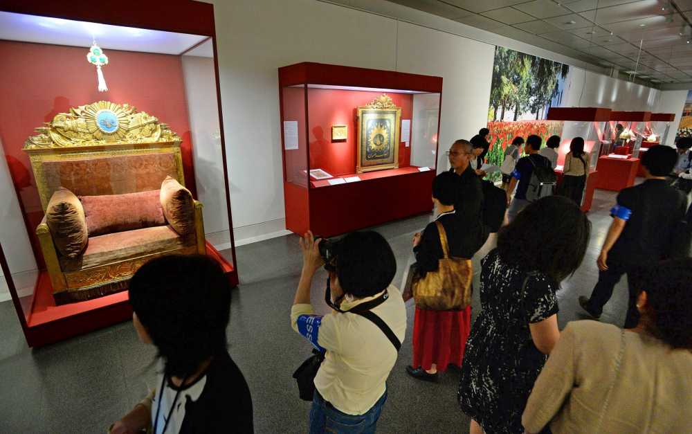 オスマン帝国の豪華な宝物がずらり 京都で 至宝展 14日開幕