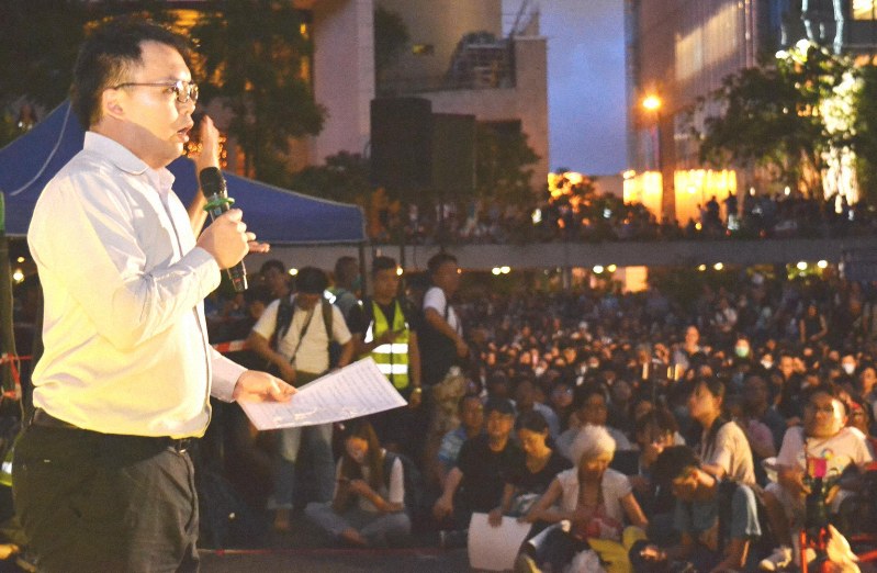 「勇気奮い起こして」金融業界、公務員も集会　抗議活動に広がり　香港